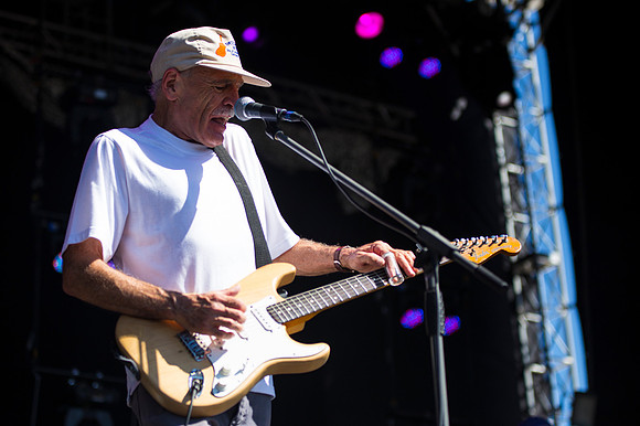 Dave Hole