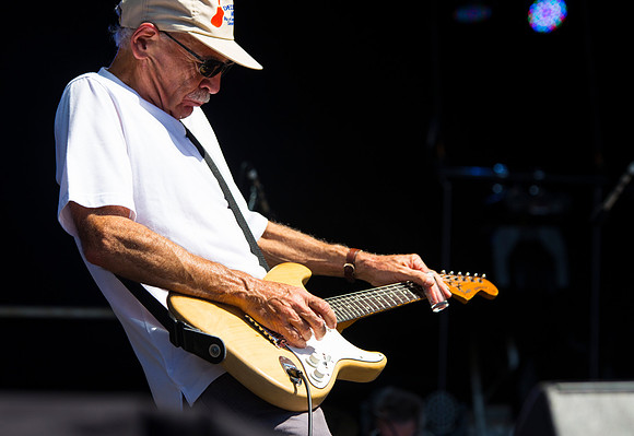 Dave Hole
