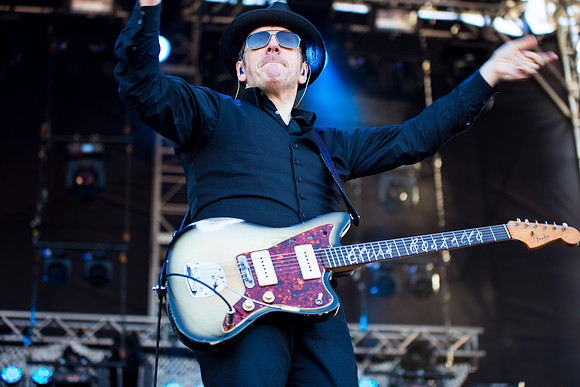 Elvis Costello & The Imposters