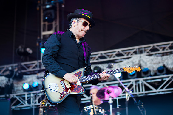 Elvis Costello & The Imposters