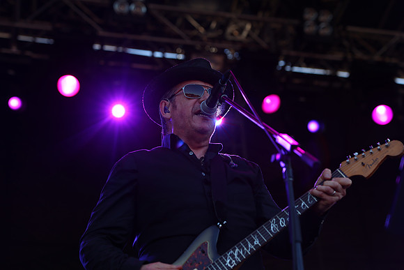 Elvis Costello & The Imposters